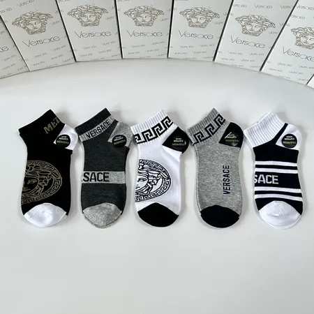 スーパーコピー ヴェルサーチ 靴下