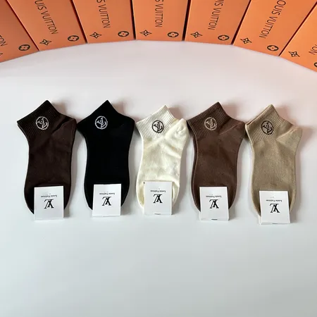 スーパーコピー ルイヴィトン 靴下