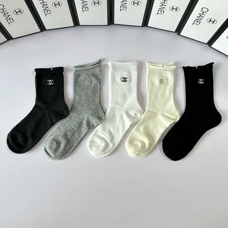スーパーコピー シャネル 靴下