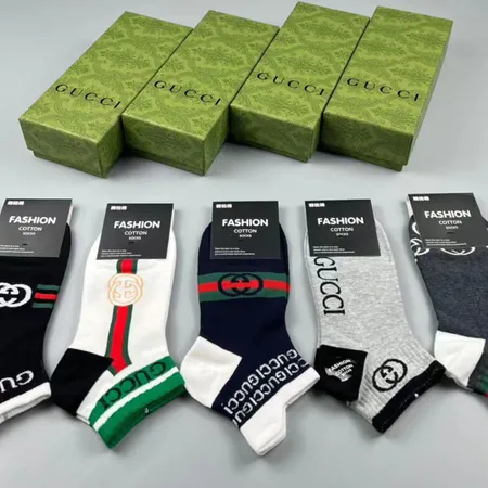 スーパーコピー グッチ 靴下