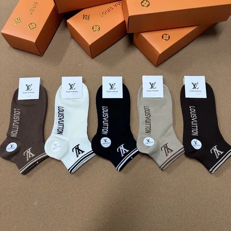 スーパーコピー ルイヴィトン 靴下