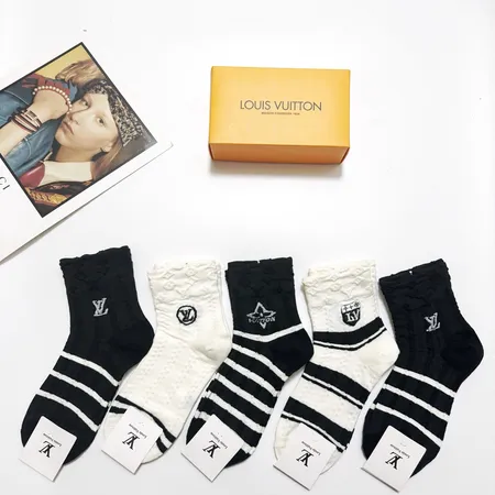 スーパーコピー ルイヴィトン 靴下