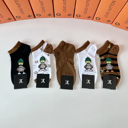 スーパーコピー ルイヴィトン 靴下