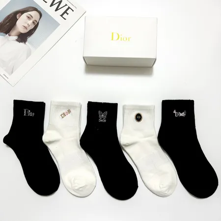 スーパーコピー ディオール 靴下