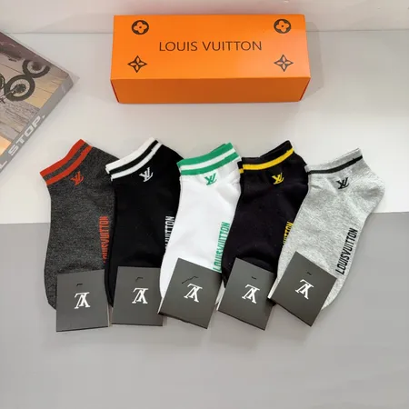 スーパーコピー ルイヴィトン 靴下