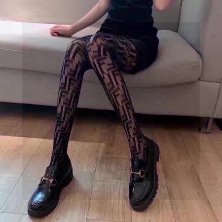 スーパーコピー フェンディ 靴下