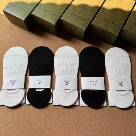 スーパーコピー グッチ 靴下
