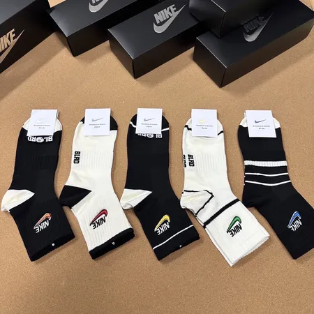 スーパーコピー ナイキ 靴下