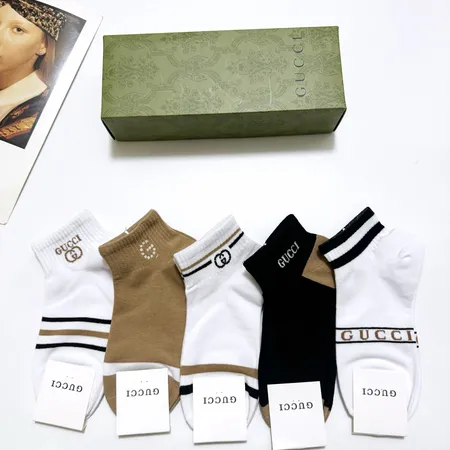 スーパーコピー グッチ 靴下