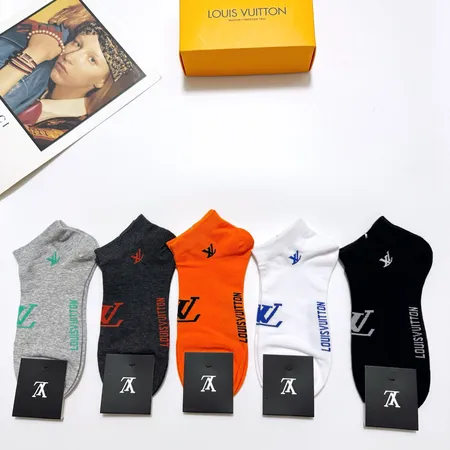 スーパーコピー ルイヴィトン 靴下