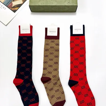 スーパーコピー グッチ 靴下