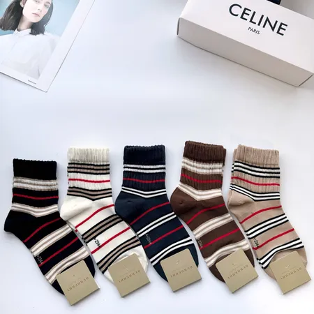 スーパーコピー シャネル 靴下