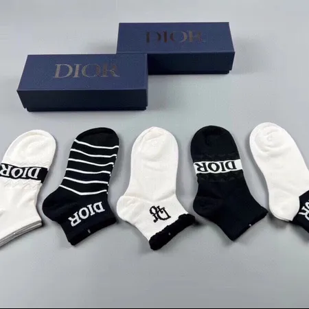 スーパーコピー ディオール 靴下
