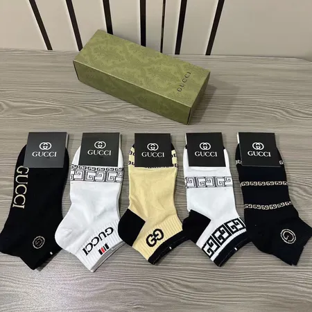 スーパーコピー グッチ 靴下