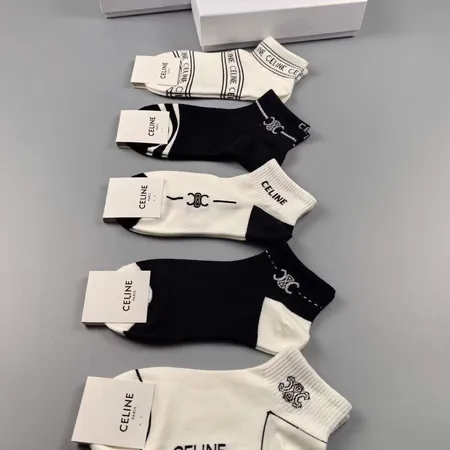 スーパーコピー セリーヌ 靴下
