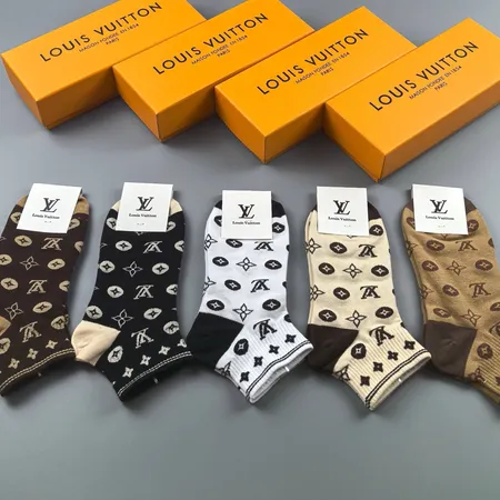 スーパーコピー ルイヴィトン 靴下