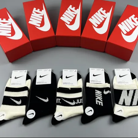 スーパーコピー ナイキ 靴下