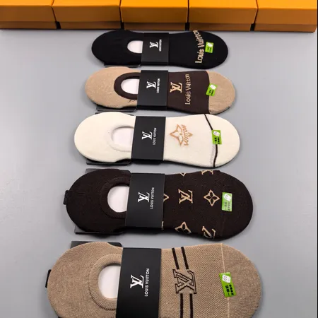 スーパーコピー ルイヴィトン 靴下