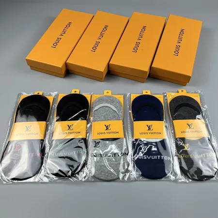 スーパーコピー ルイヴィトン 靴下