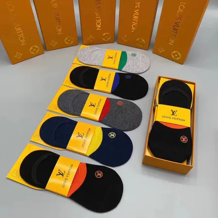 スーパーコピー ルイヴィトン 靴下