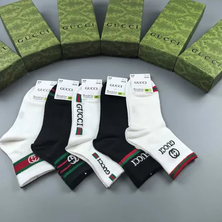 スーパーコピー グッチ 靴下