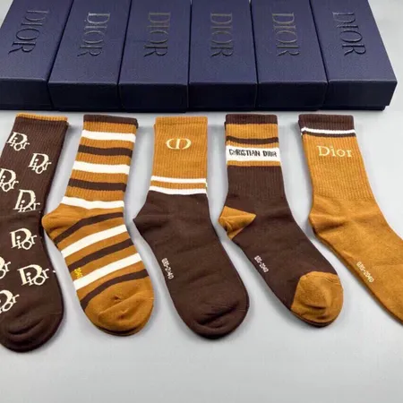 スーパーコピー ディオール 靴下