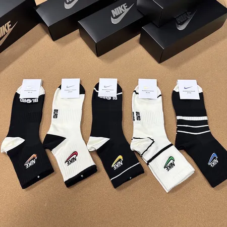 スーパーコピー ナイキ 靴下