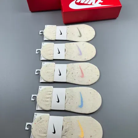 スーパーコピー ナイキ 靴下