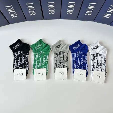 スーパーコピー ディオール 靴下