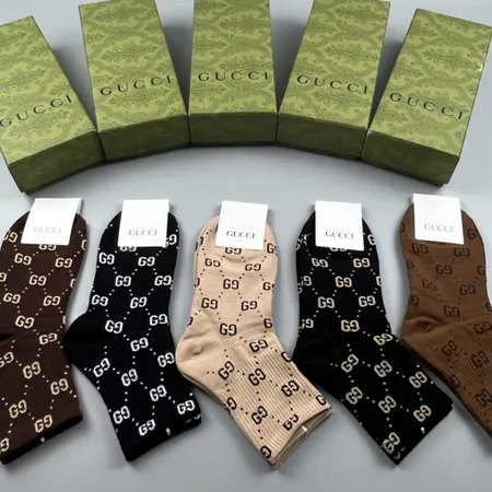 スーパーコピー グッチ 靴下
