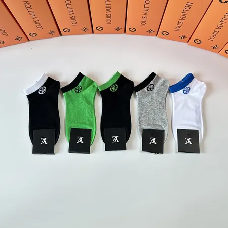 スーパーコピー ルイヴィトン 靴下