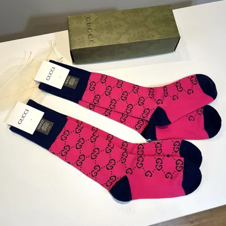 スーパーコピー グッチ 靴下