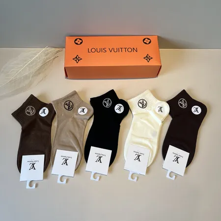スーパーコピー ルイヴィトン 靴下