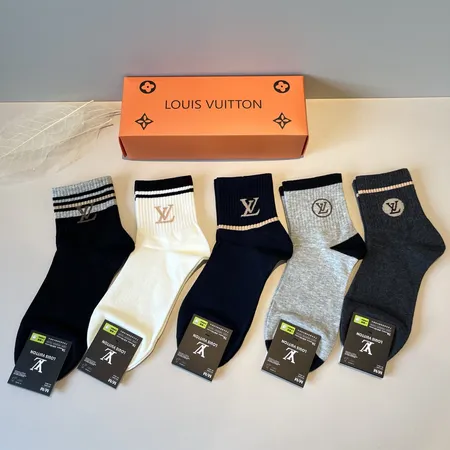 スーパーコピー ルイヴィトン 靴下