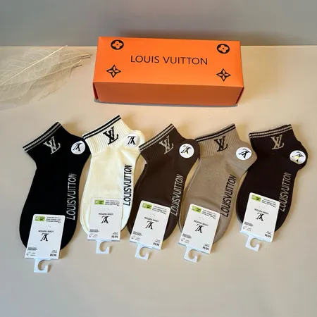 スーパーコピー ルイヴィトン 靴下