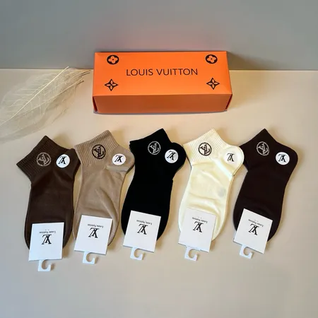 スーパーコピー ルイヴィトン 靴下