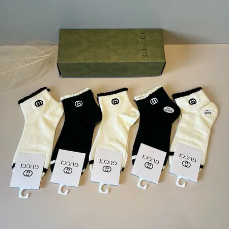 スーパーコピー グッチ 靴下