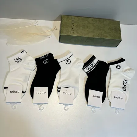 スーパーコピー グッチ 靴下