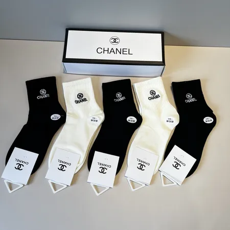 スーパーコピー シャネル 靴下