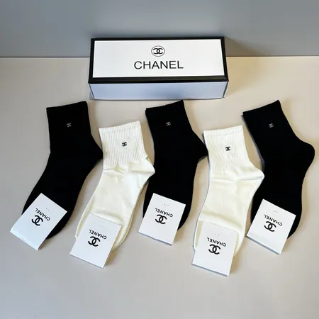 スーパーコピー シャネル 靴下