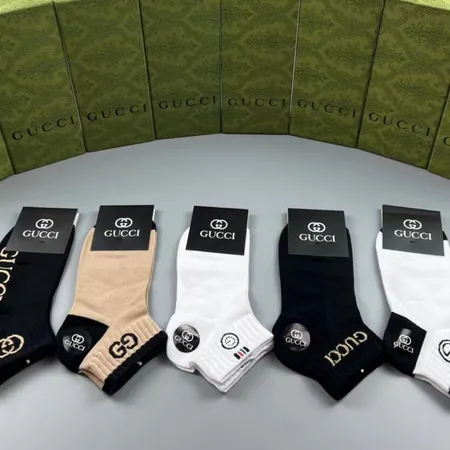 スーパーコピー グッチ 靴下