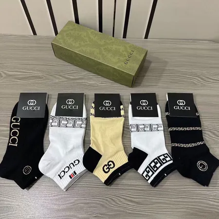 スーパーコピー グッチ 靴下