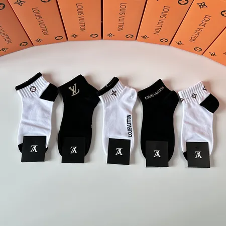 スーパーコピー ルイヴィトン 靴下