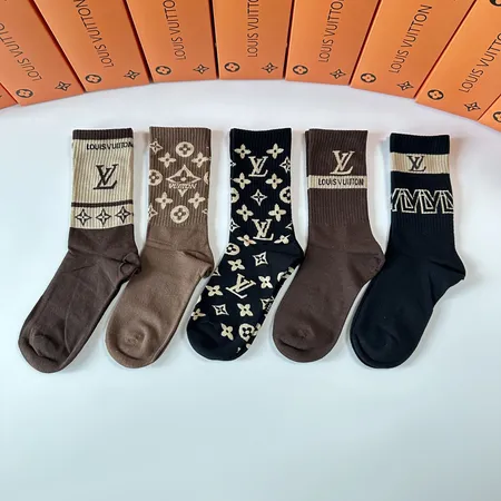 スーパーコピー ルイヴィトン 靴下