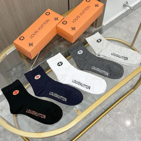 スーパーコピー ルイヴィトン 靴下