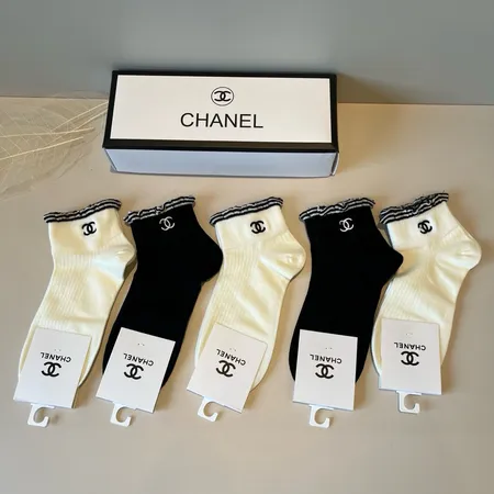 スーパーコピー シャネル 靴下