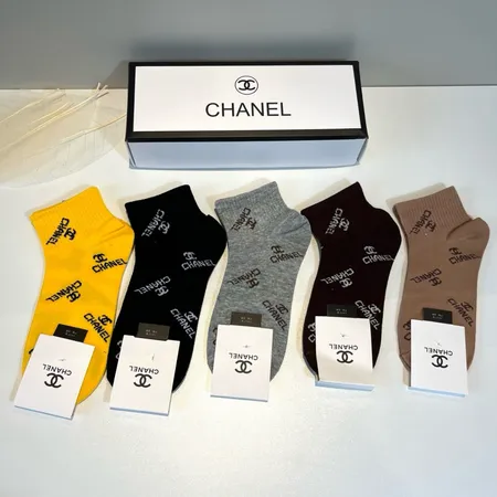 スーパーコピー シャネル 靴下