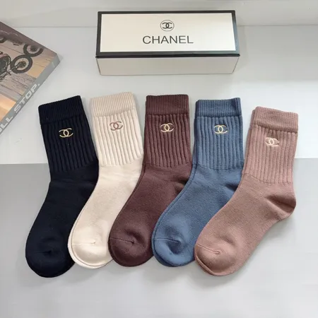 スーパーコピー シャネル 靴下