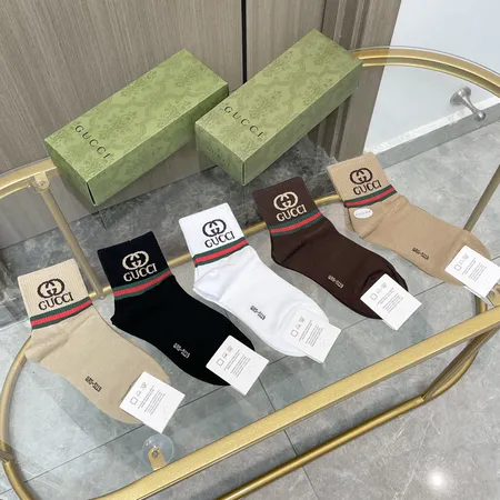 スーパーコピー グッチ 靴下