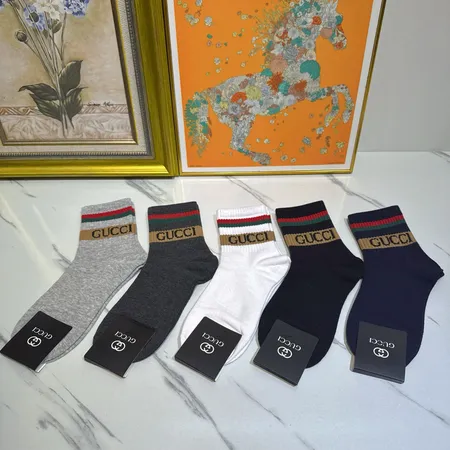 スーパーコピー グッチ 靴下